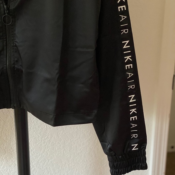 Nike Women Stain Track Jacket - Picture 9 of 11